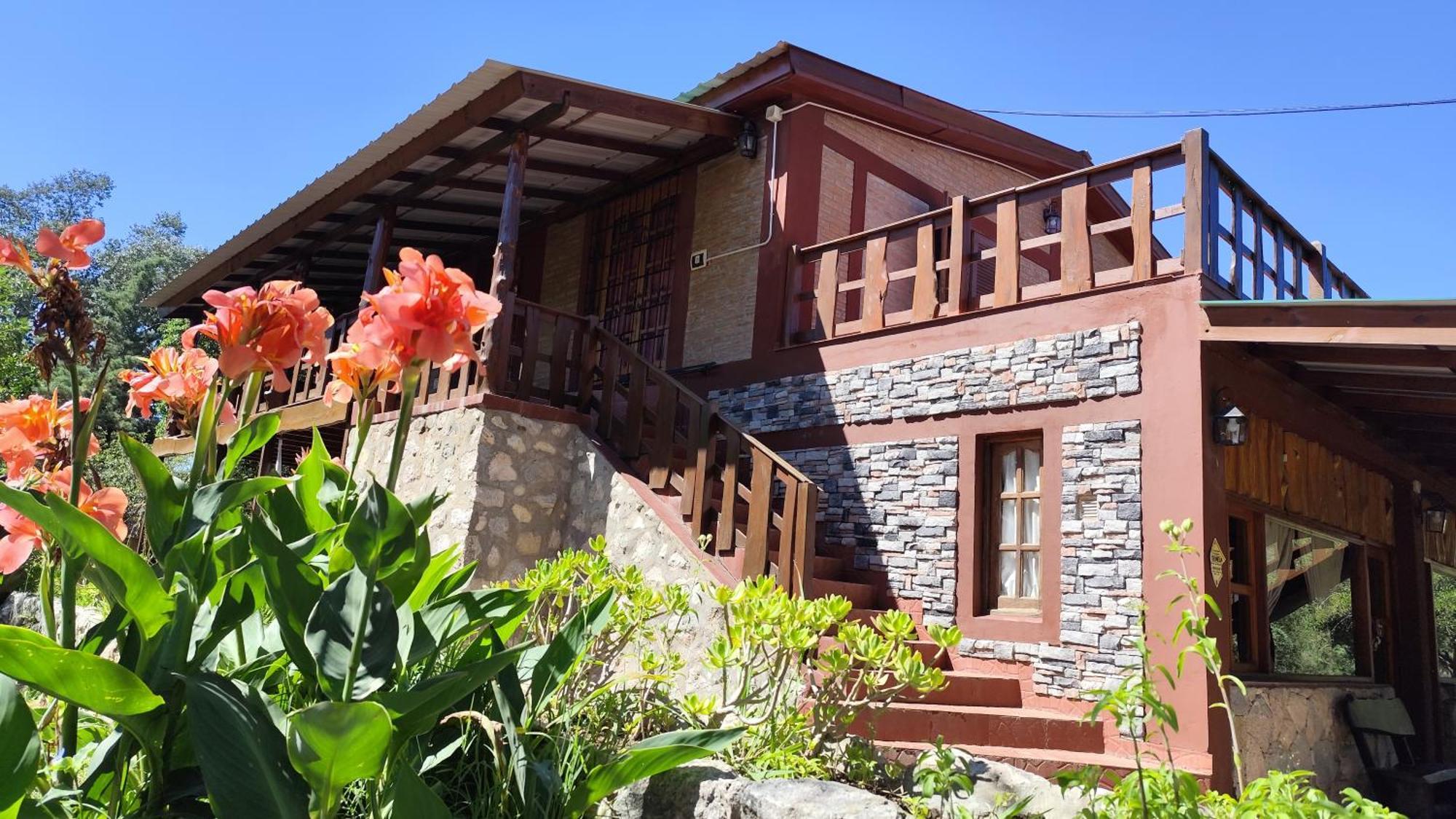 Lodge Altos De Vaquerias *
